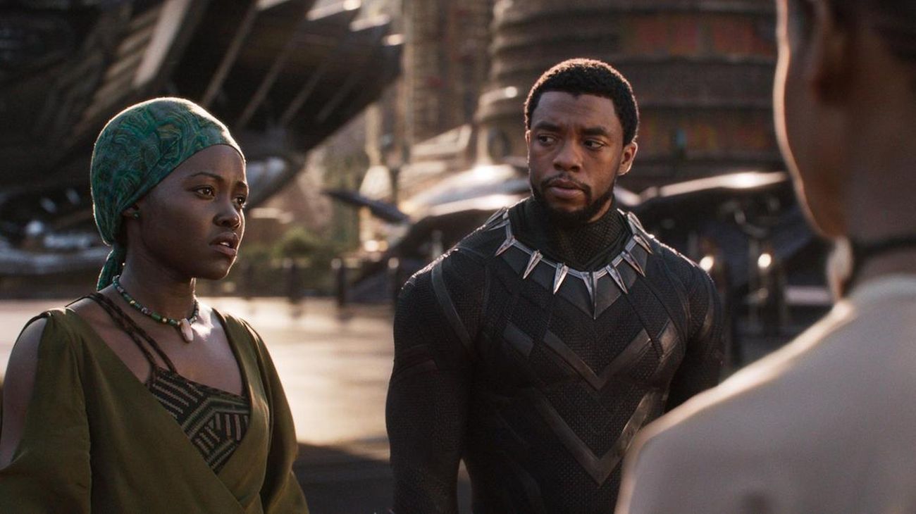 Black Panther 2: ecco cosa c'è scritto sul murales che si vede nel nuovo trailer 1 Black Panther 2