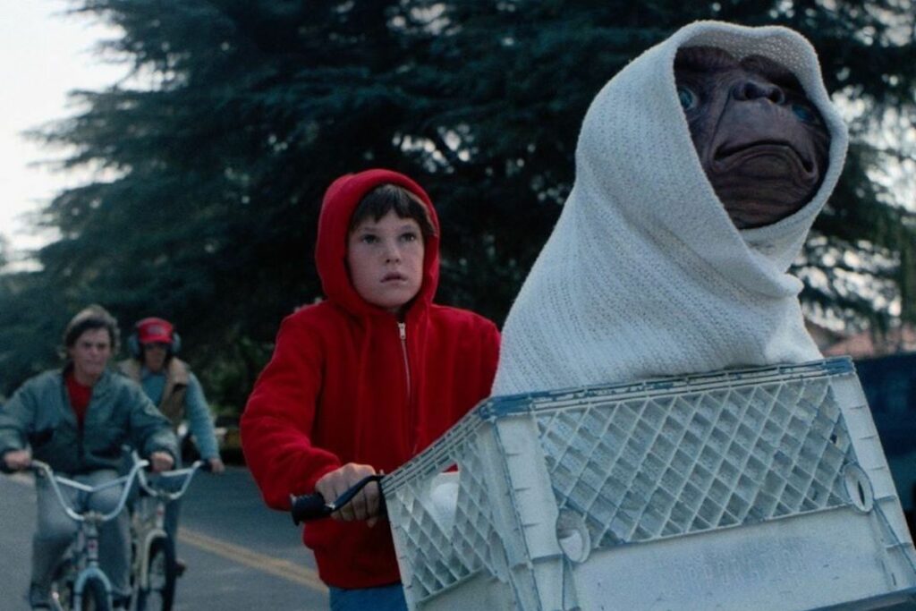 E.T. – L’extra-terrestre:  Henry Thomas rivela se ci potrà essere un sequel oppure no