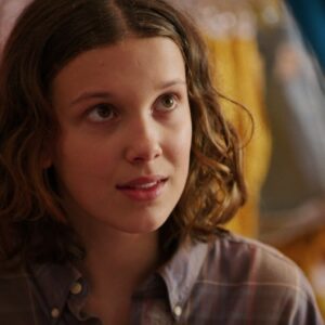 Millie Bobby Brown: l’attrice si commuove leggendo una lettera per la fine delle riprese di Stranger Things