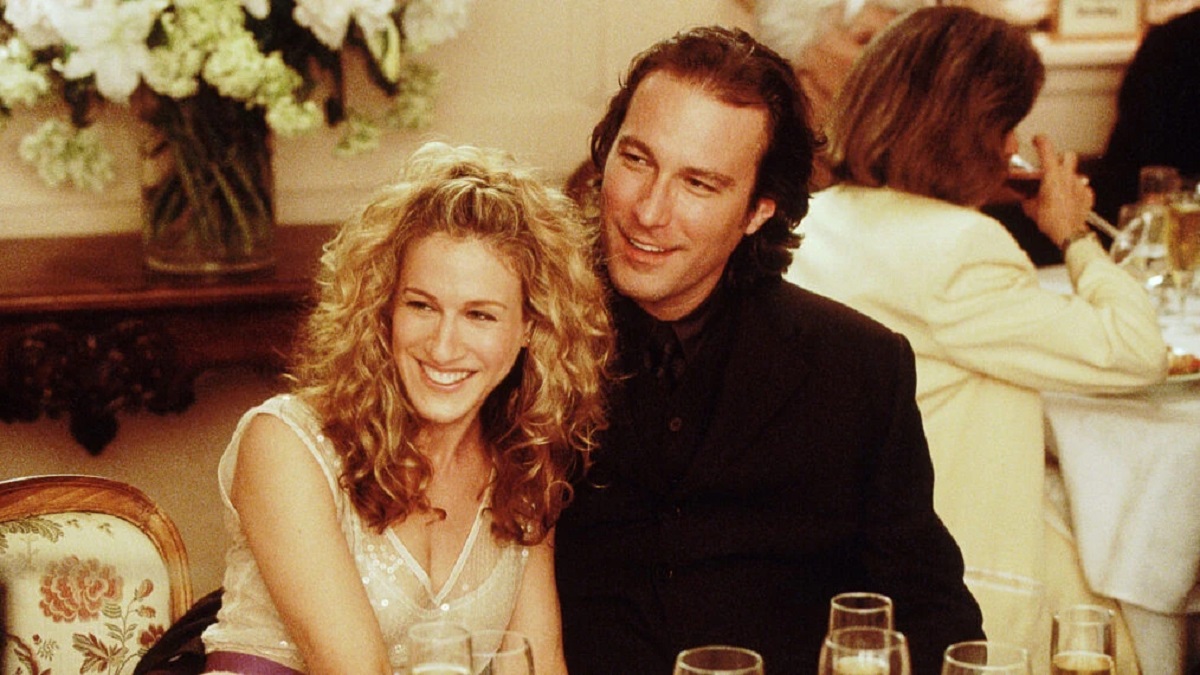 And Just Like That 2: nuove foto dietro le quinte svelano il ritorno (ufficiale!) di Aidan 2 And Just Like That 2: John Corbett entra a far parte del cast della seconda stagione della serie e torna ad interpretare Aidan