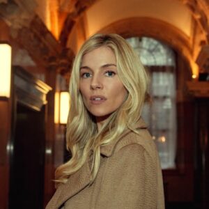 Sienna Miller e Sam Worthington sono i protagonisti di Horizon, il nuovo film di Kevin Costner