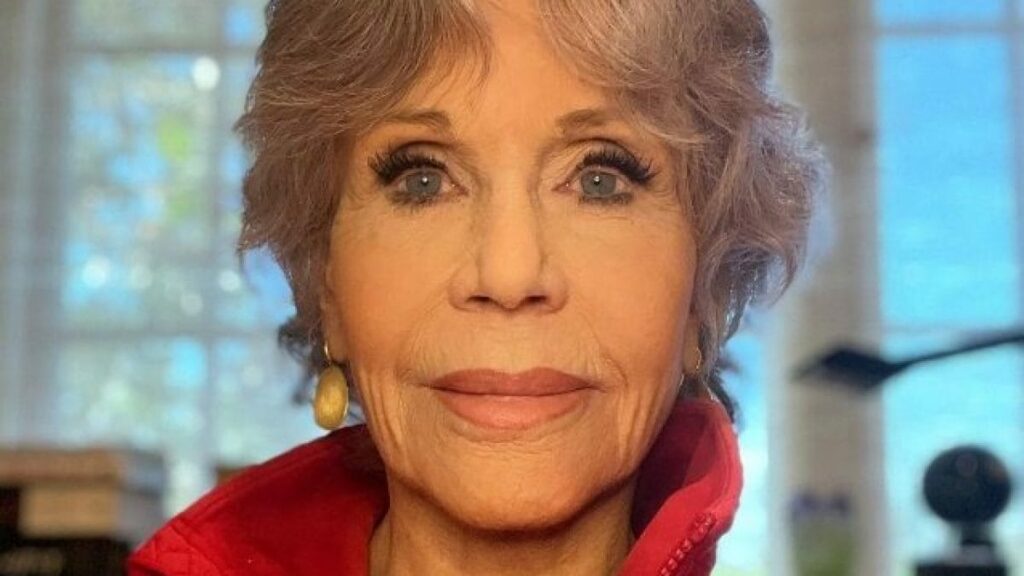 Jane Fonda annuncia di avere un cancro: ”Mi sento fortunata perché posso curarmi”