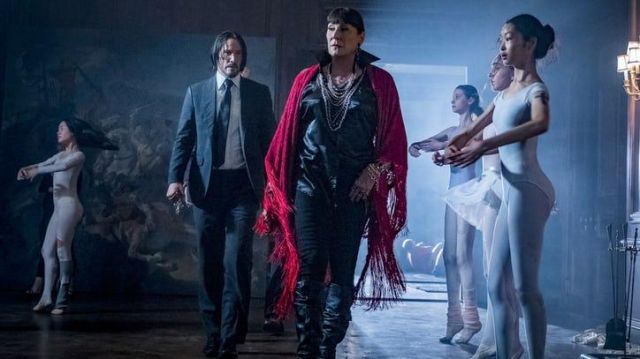 Ballerina: confermato il ritorno di un altro personaggio della saga di John Wick 2 ballerina anjelica huston
