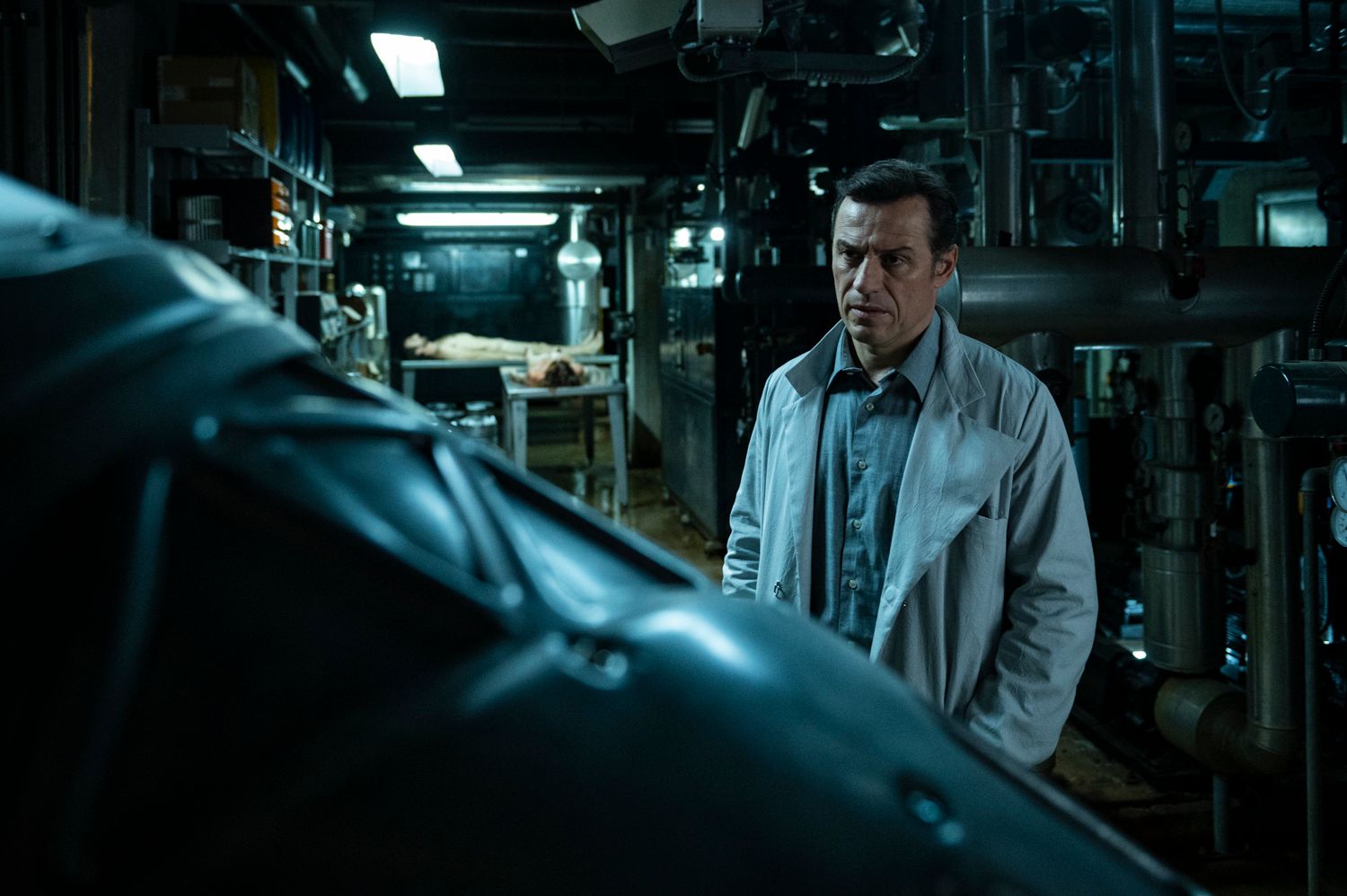 Ipersonnia: il trailer del film distopico con Stefano Accorsi 1 ipersonnia