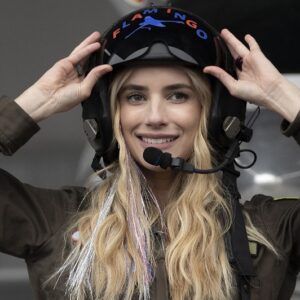 Emma Roberts è la protagonista di Space Cadet: ecco la prima immagine del nuovo film di Prime Video