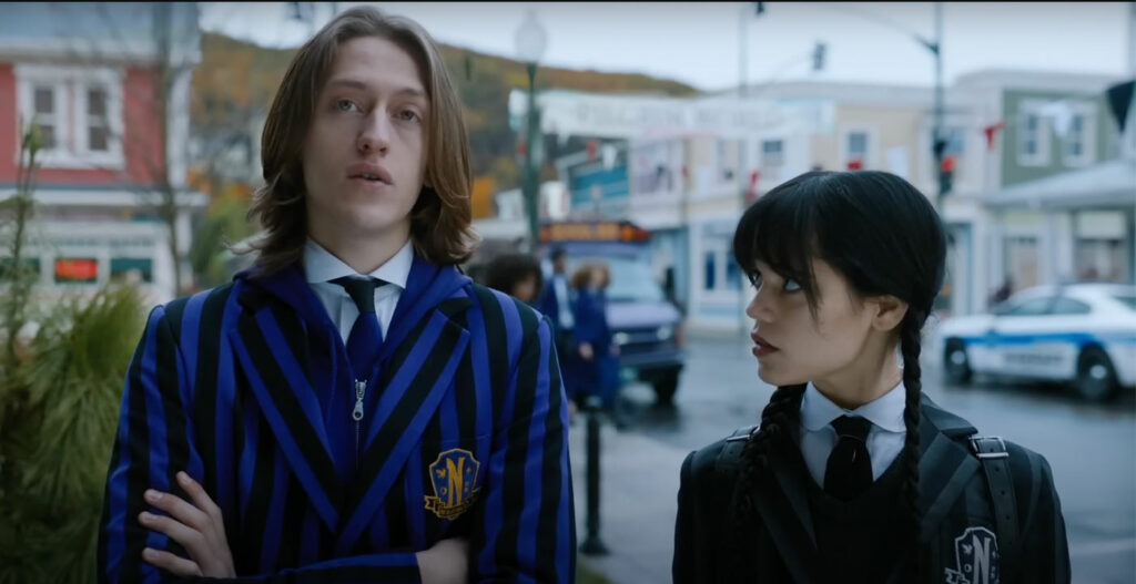 mercoledì jenna ortega e percy hynes white