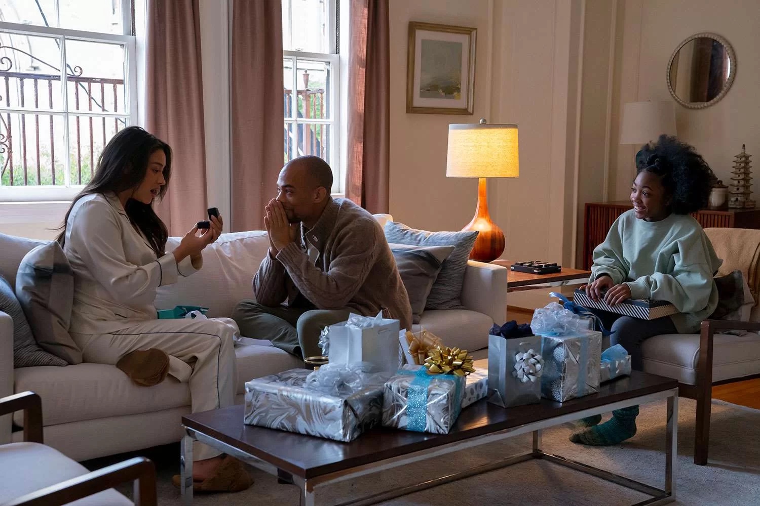 Su Prime Video c'è un nuovo film sulle coincidenze in amore perfetto per una serata romantica 1 Un regalo da Tiffany 2