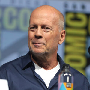 Bruce Willis soffre di una forma di demenza: l’annuncio della famiglia dopo la nuova diagnosi