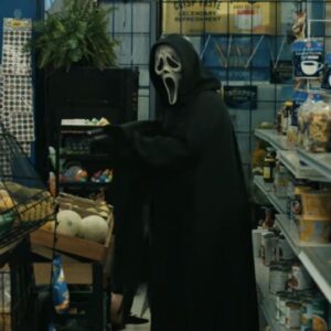 Scream 6: perché Ghostface usa il fucile? Matt Bettinelli-Olpin e Tyler Gillett motivano la scelta