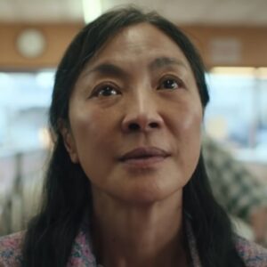 Michelle Yeoh ed il meraviglioso discorso agli Oscar 2023 dopo aver vinto come Miglior attrice protagonista: “Difendete sempre le vostre passioni”