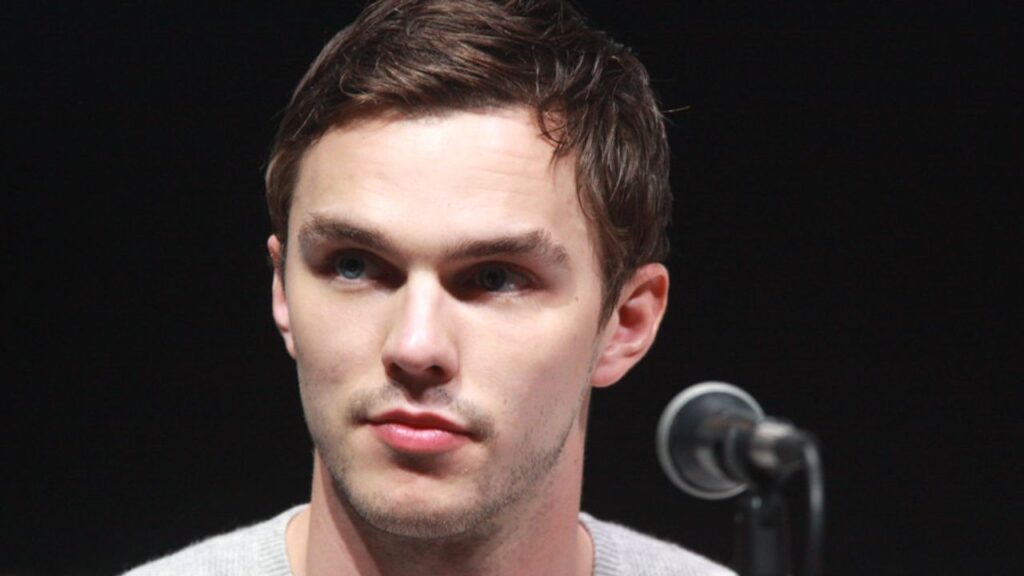 nicholas hoult juror #2