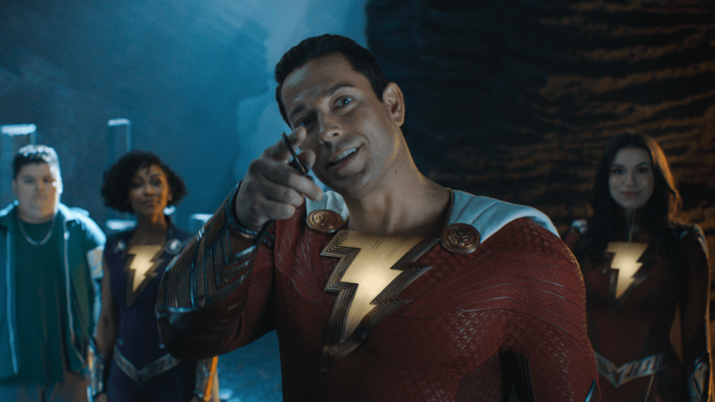 Shazam: James Gunn smaschera le voci secondo cui Alan Ritchson dovrebbe sostituire Zachary Levi nei panni dell'eroe 1 shazam 2