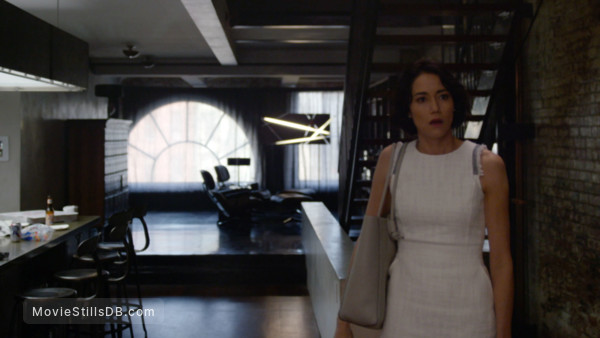 The Shrouds: Sandrine Holt nel cast del nuovo film di David Cronenberg 1 the shrouds