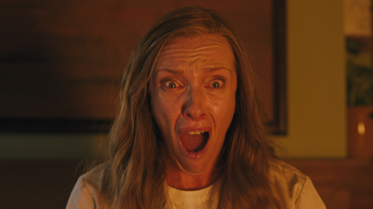 hereditary 2018 annie toni collette watching steve burn TITLE