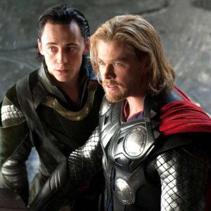 Loki e Thor di nuovo insieme? Tom Hiddleston sulla possibile reunion: “Sono l’uno nella mente dell’altro”