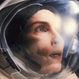 Constellation: la prima clip della serie con Noomi Rapace e Jonathan Banks