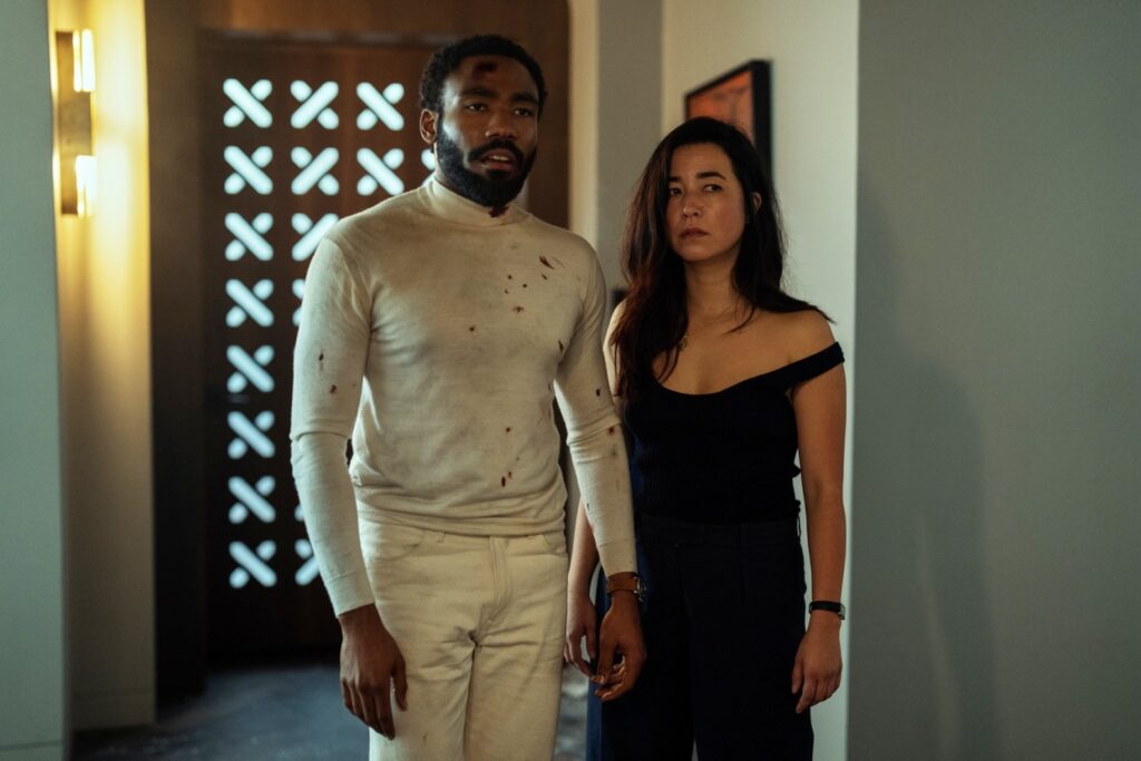 Mr & Mrs. Smith: il trailer della serie con Donald Glover e Maya Erskine