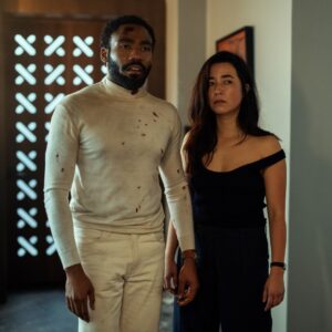 Mr & Mrs. Smith: il trailer della serie con Donald Glover e Maya Erskine