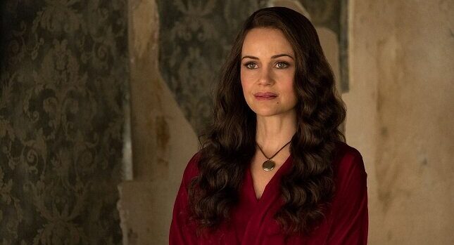 Carla Gugino, l'attrice anticipa il potenziale ruolo nel prossimo adattamento di Stephen King diretto da Mike Flanagan 1 carla gugino