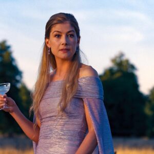 Corsa agli Oscar 2024: Rosamund Pike conquisterà la candidatura per Saltburn?