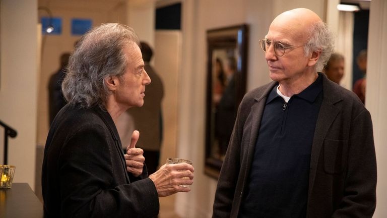 Addio a Richard Lewis: una delle star di Curb Your Enthusiasm si spegne a 76 anni 1 richard lewis