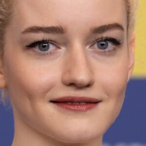 Fantastici 4, Julia Garner interpreterà Silver Surfer nel reboot dell’MCU