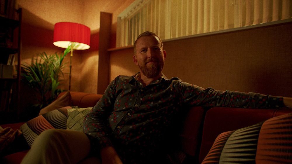 Baby Reindeer, Richard Gadd lancia un appello ai fan ossessionati dalla vera identità dei protagonisti: «Basta speculazioni» 2 baby reindeer 5