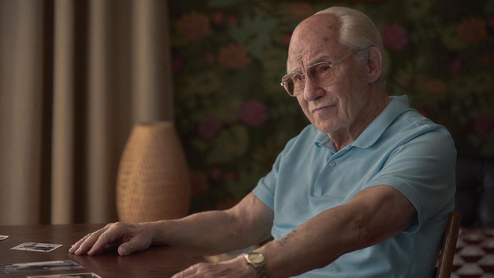Il tatuatore di Auschwitz: il trailer italiano della serie in arrivo su Sky e NOW 1 il tatuatore di auschwitz