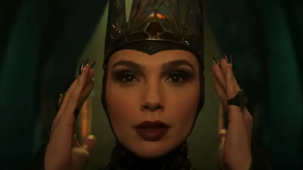 Gal Gadot, la Regina Cattiva di Biancaneve spiega i controversi commenti su Israele: “Non riesco a rimanere in silenzio”