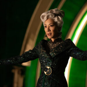 Wicked, Michelle Yeoh parla di “rompere il soffitto di cristallo di Hollywood e costruire il futuro del cinema”