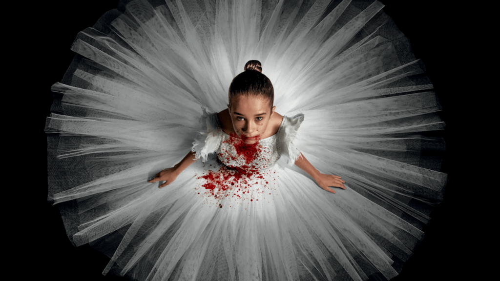 Abigail: recensione del film horror dei Radio Silence con Melissa Barrera