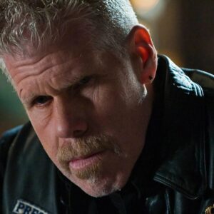 Horrified: Julie Benz, Busy Philipps, Ron Perlman e Jim Rash nella commedia horror