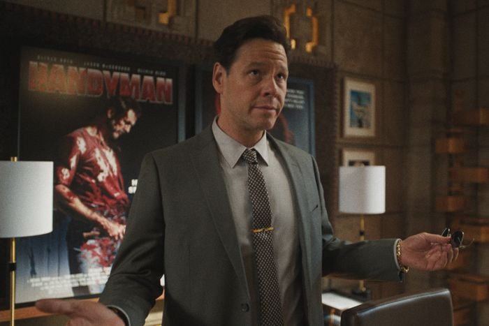 Artificial: Ike Barinholtz in trattative per essere Elon Musk nel film di Luca Guadagnino 1 ike barinholtz