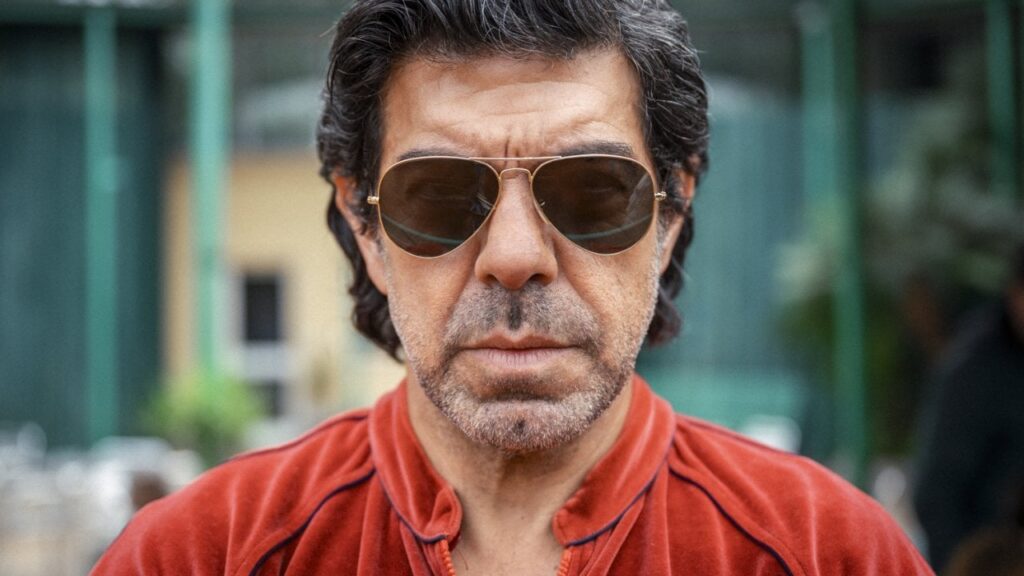 Il Maestro: recensione del film di Andre Di Stefano con Pierfrancesco Favino – Venezia 82