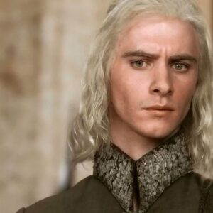 The Beatles: Harry Lloyd interpreterà il ruolo del produttore George Martin