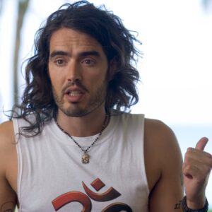 Russell Brand è stato accusato di nuovi reati sessuali