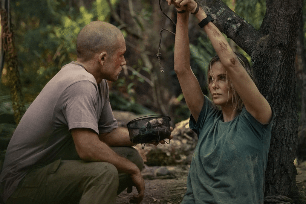 Apex: recensione del survival thriller con Charlize Theron e Taron Egerton 1 apex recensione